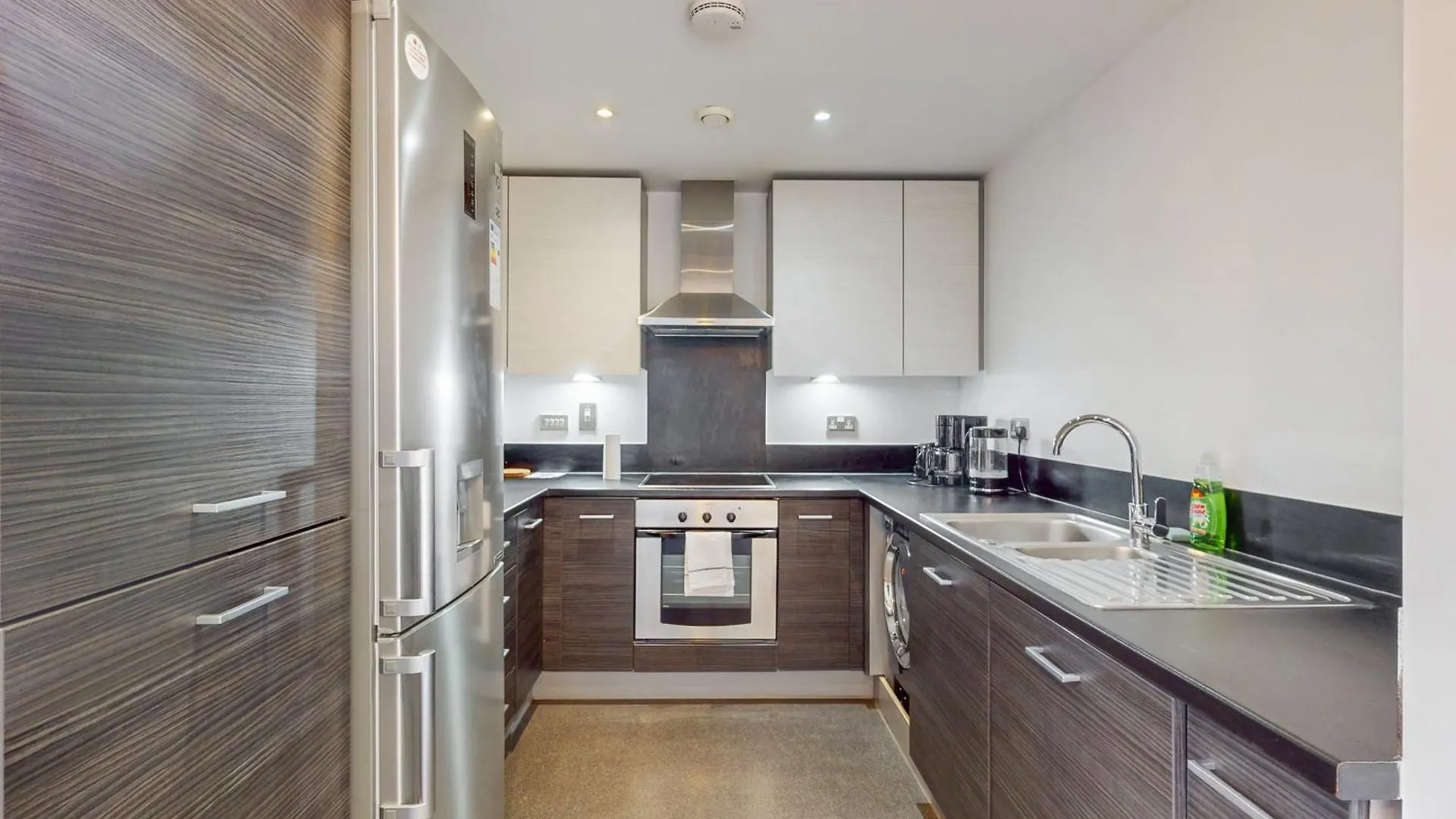 Apartment Stylish 2Bed Penthouse With Private Roof Top Terrace In Canary Wharf London